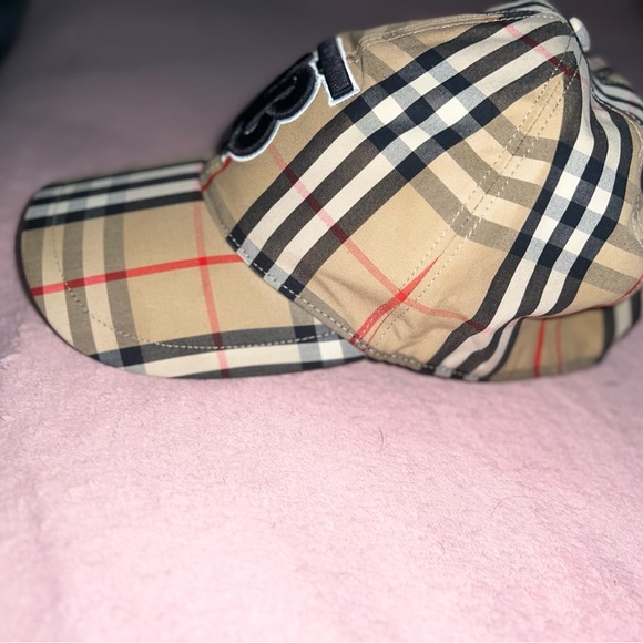 Burberry House Check Baseball Cap - Picture 5 of 7